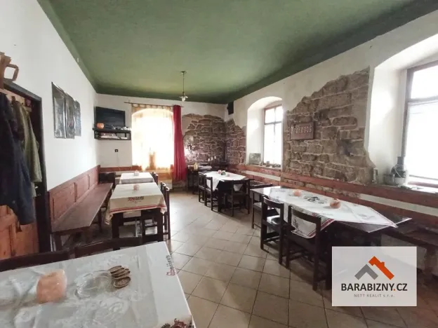 Prodej obchodního prostoru, Dvůr Králové nad Labem, 400 m2