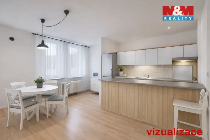 Prodej bytu 4+1, Karlovy Vary, nábřeží Jana Palacha, 128 m2