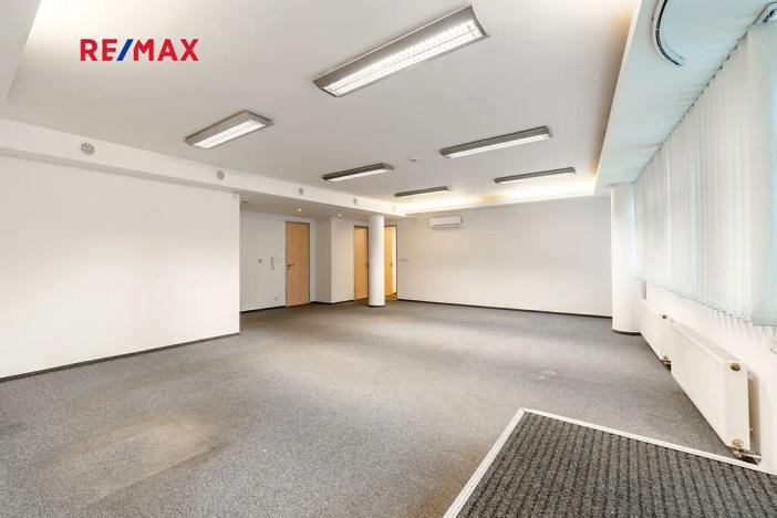 Pronájem kanceláře, Praha - Smíchov, Kováků, 103 m2