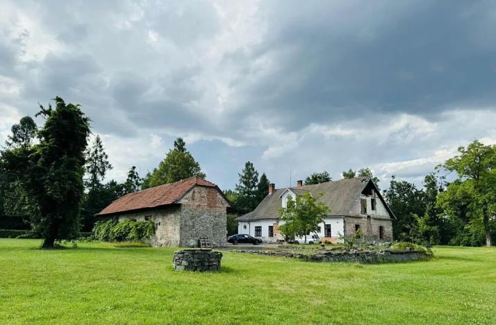 Prodej rodinného domu, Střítež, 425 m2