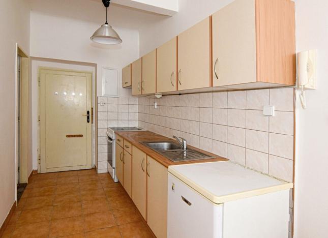 Pronájem kanceláře, Praha - Vinohrady, Benešovská, 38 m2