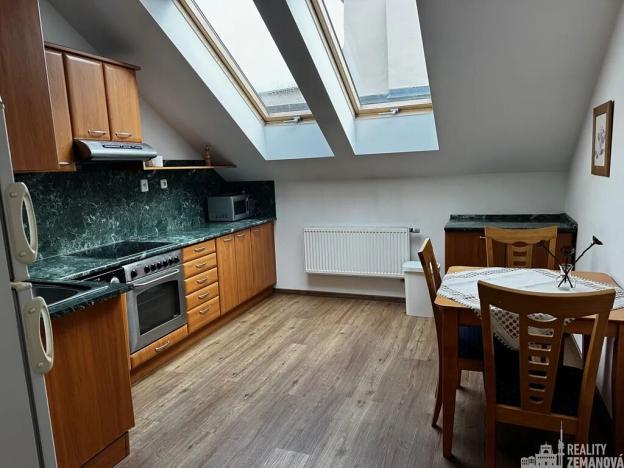 Pronájem bytu 3+1, Praha - Nové Město, Štěpánská, 89 m2