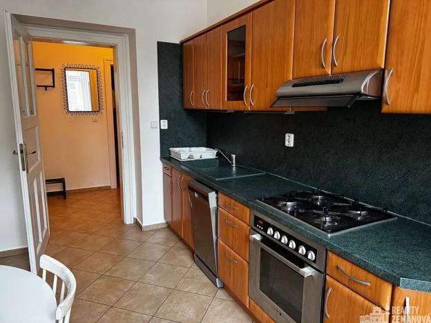 Pronájem bytu 3+1, Praha - Nové Město, Štěpánská, 90 m2