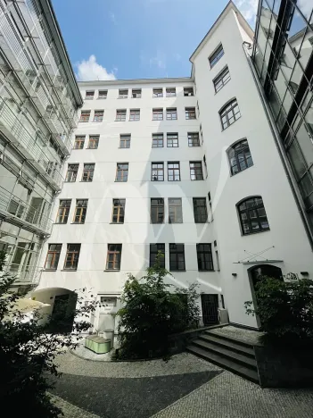 Pronájem kanceláře, Praha - Nové Město, Lazarská, 144 m2