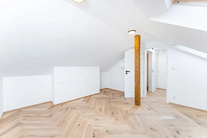 Prodej bytu 4+kk, Praha - Vršovice, Žitomírská, 103 m2