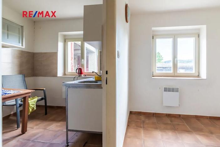 Pronájem skladu, Vranov, 1310 m2