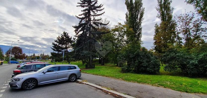 Pronájem obchodního prostoru, Praha - Podolí, Podolská, 96 m2