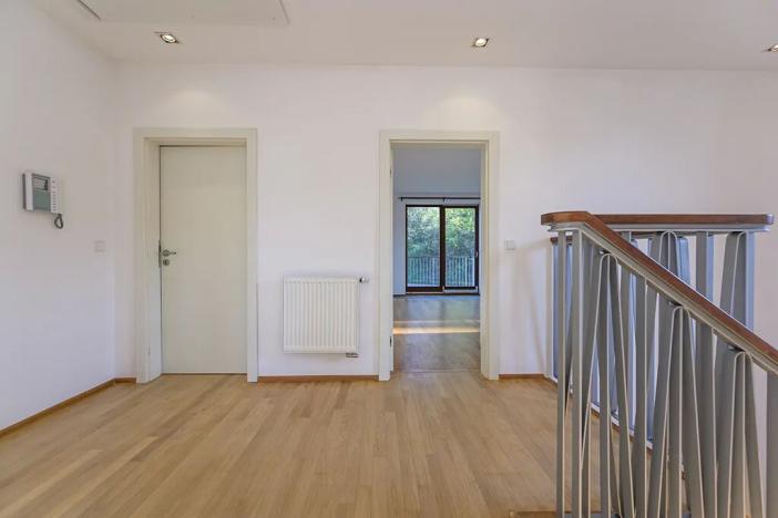 Pronájem vily, Statenice, 180 m2