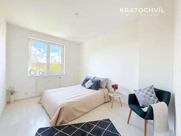 Prodej bytu 2+kk, Vestec, U Strouhy, 66 m2