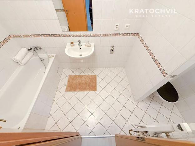 Prodej bytu 2+kk, Vestec, U Strouhy, 66 m2