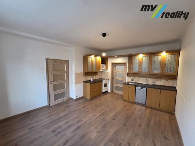 Pronájem bytu 3+kk, Praha - Holešovice, Na Maninách, 70 m2