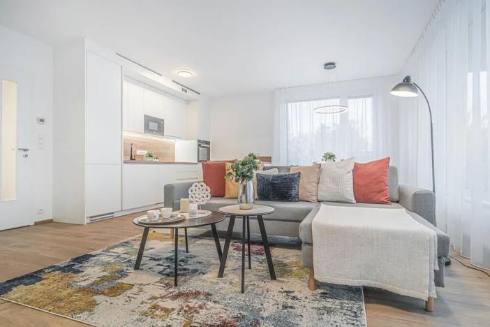 Pronájem bytu 3+kk, Praha - Prosek, Litoměřická, 84 m2