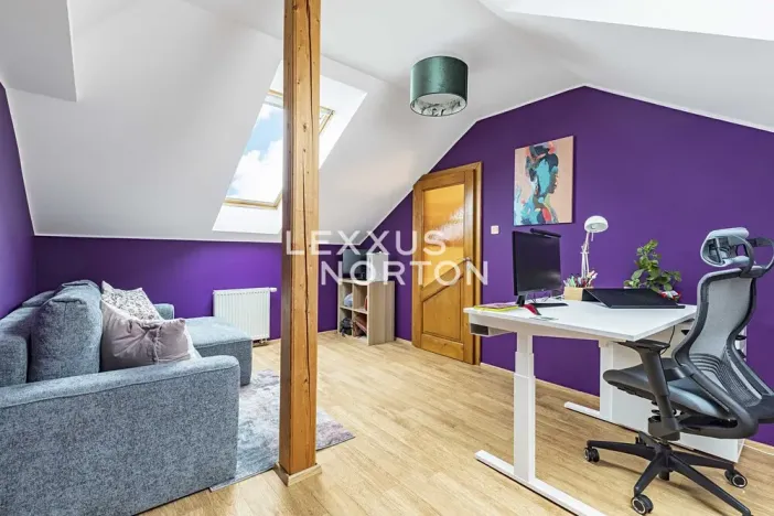 Prodej rodinného domu, Benešov, 264 m2