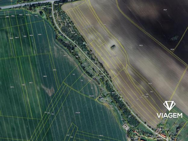 Prodej pole, Bílé Podolí, 296 m2