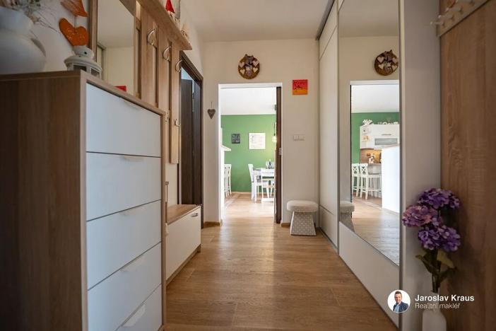 Prodej bytu 3+kk, Jičín, Lidické náměstí, 78 m2