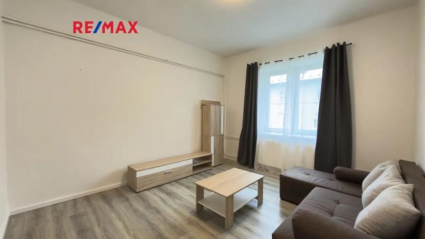 Prodej bytu 2+1, Mírov, 55 m2