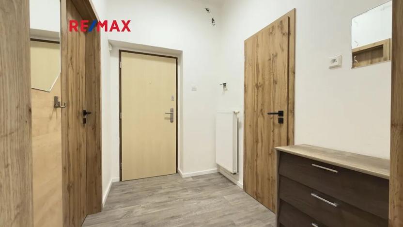 Prodej bytu 2+1, Mírov, 55 m2