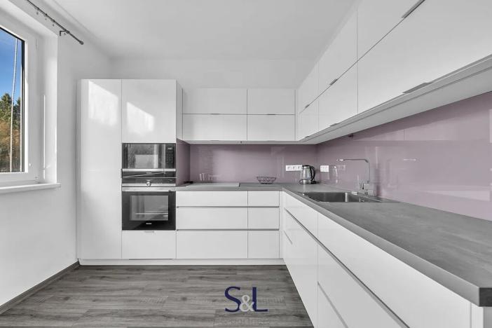 Prodej bytu 3+1, Velké Hamry, 78 m2