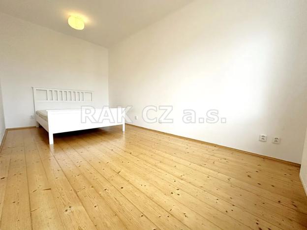 Pronájem bytu 2+kk, Praha - Holešovice, Komunardů, 51 m2