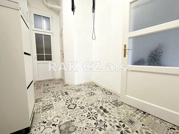 Pronájem bytu 2+kk, Praha - Holešovice, Komunardů, 51 m2