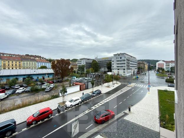 Prodej bytu 1+kk, Praha - Smíchov, Toyen, 42 m2