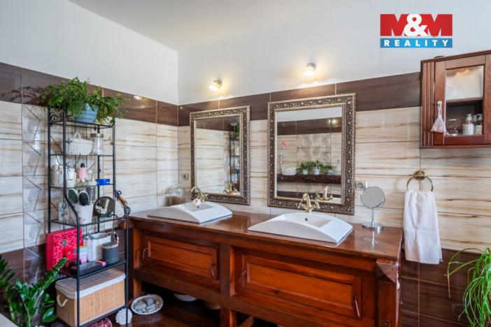 Prodej rodinného domu, Netolice - Petrův Dvůr, 550 m2