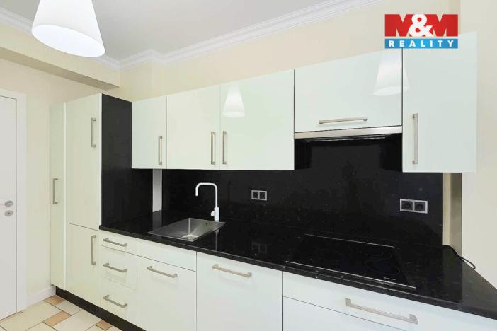 Prodej bytu 3+1, Praha - Dejvice, Mydlářka, 105 m2