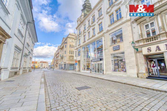 Pronájem obchodního prostoru, Plzeň - Vnitřní Město, Zbrojnická, 598 m2