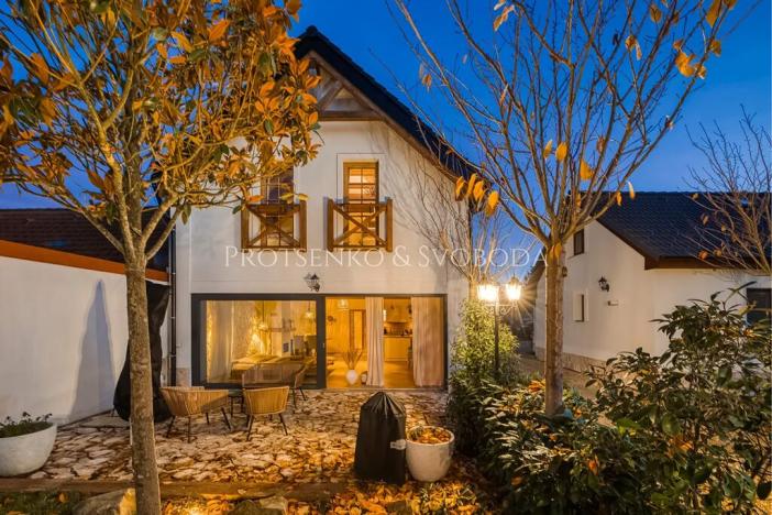 Prodej apartmánu, Lipí, 197 m2