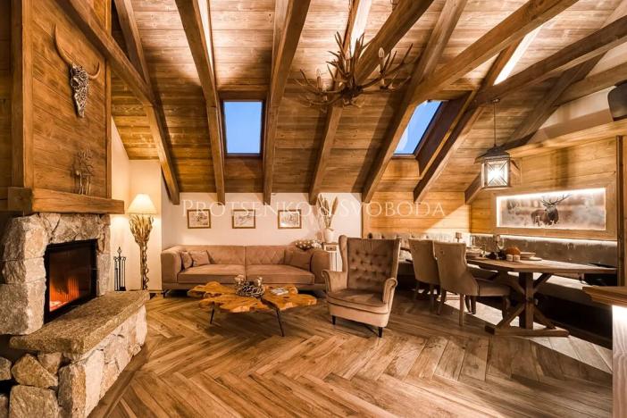 Prodej apartmánu, Lipí, 197 m2