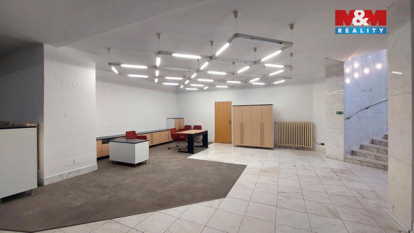 Pronájem obchodního prostoru, Ústí nad Orlicí, T. G. Masaryka, 500 m2