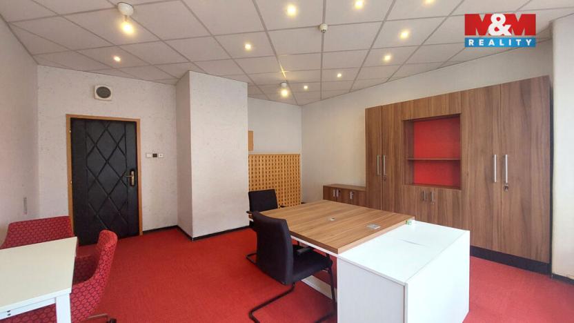 Pronájem obchodního prostoru, Ústí nad Orlicí, T. G. Masaryka, 35 m2