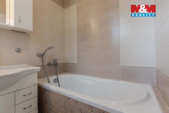 Prodej bytu 3+1, Klatovy - Klatovy IV, Školní, 81 m2