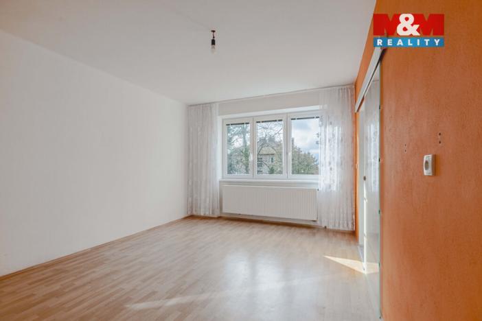 Prodej bytu 3+1, Klatovy - Klatovy IV, Školní, 81 m2