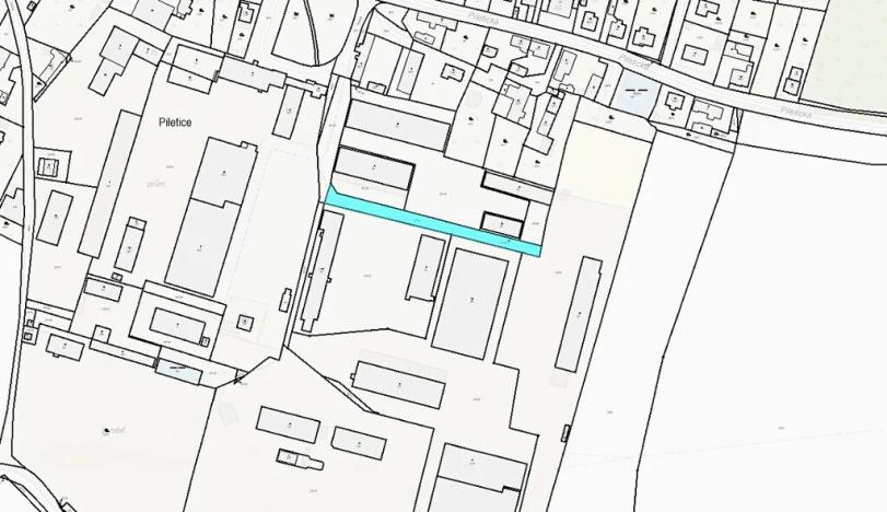 Dražba komerčního pozemku, Hradec Králové, 1325 m2