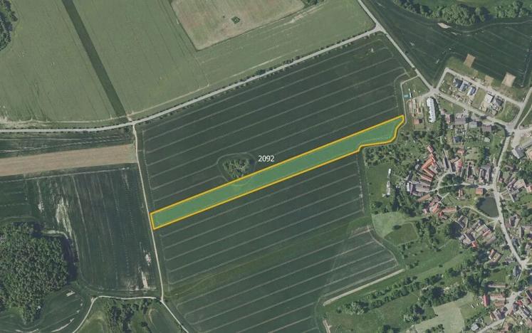 Prodej pole, Veliš, 27408 m2