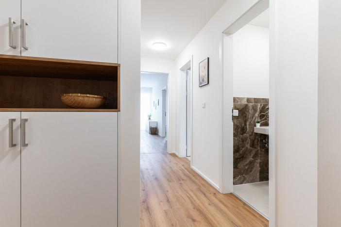 Pronájem bytu 2+kk, Brno - Komárov, Komárovská, 61 m2