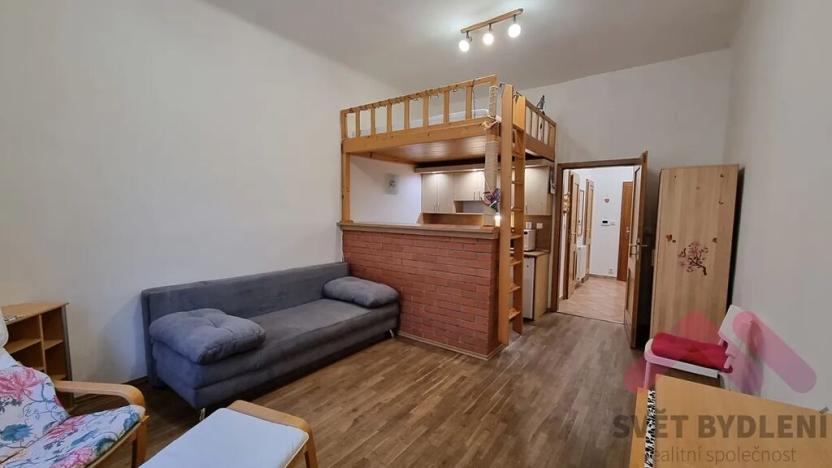 Pronájem bytu 1+kk, Praha - Žižkov, Jagellonská, 34 m2