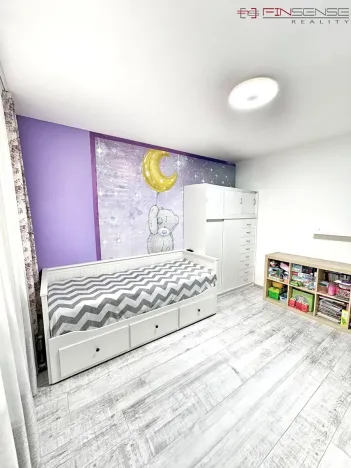 Prodej bytu 2+1, Kladno, Vašíčkova, 59 m2