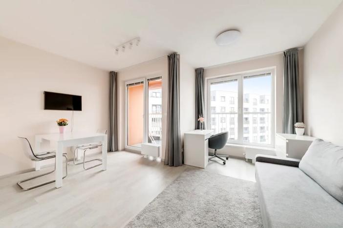 Pronájem bytu 1+kk, Praha - Uhříněves, Ke kříži, 30 m2