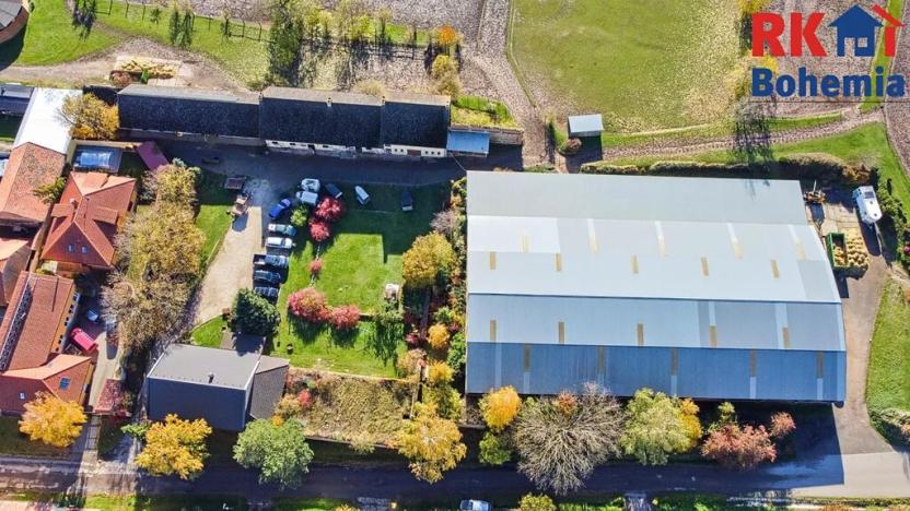 Prodej zemědělského objektu, Břežany II, 3294 m2