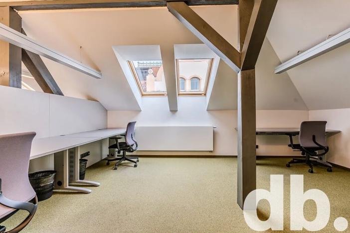 Pronájem kanceláře, Cheb, 26. dubna, 260 m2