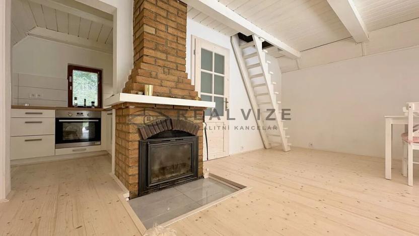 Prodej chaty, Strážkovice, 190 m2