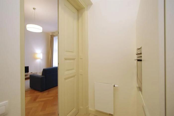 Pronájem bytu 1+1, Praha - Nové Město, Bolzanova, 47 m2