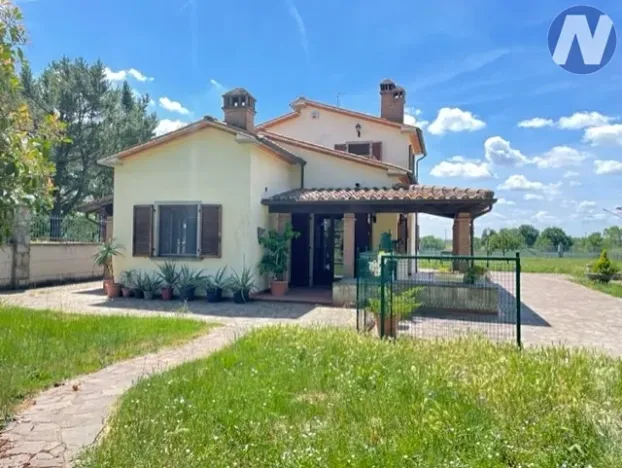 Prodej vily, Civitella in Val di Chiana, Itálie, 200 m2