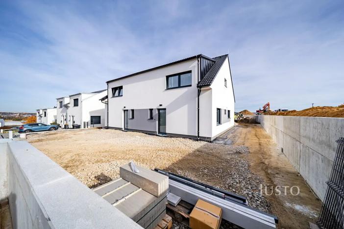 Prodej bytu 5+kk, Boršov nad Vltavou, Severní, 121 m2