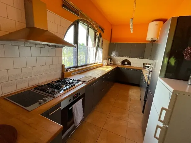 Pronájem kanceláře, Kynšperk nad Ohří, 600 m2