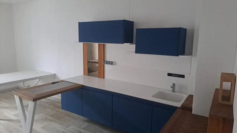 Pronájem obchodního prostoru, Cheb, Pekařská, 400 m2