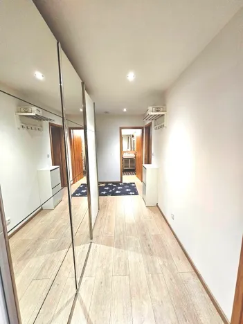 Pronájem bytu 2+kk, Jesenice, Cedrová, 66 m2