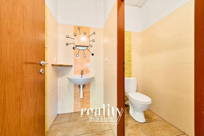 Pronájem obchodního prostoru, Jihlava, Žižkova, 183 m2